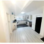 Double Ensuite Room 2